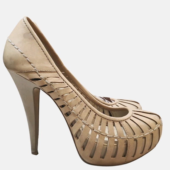 BCBGeneration beige leather heels